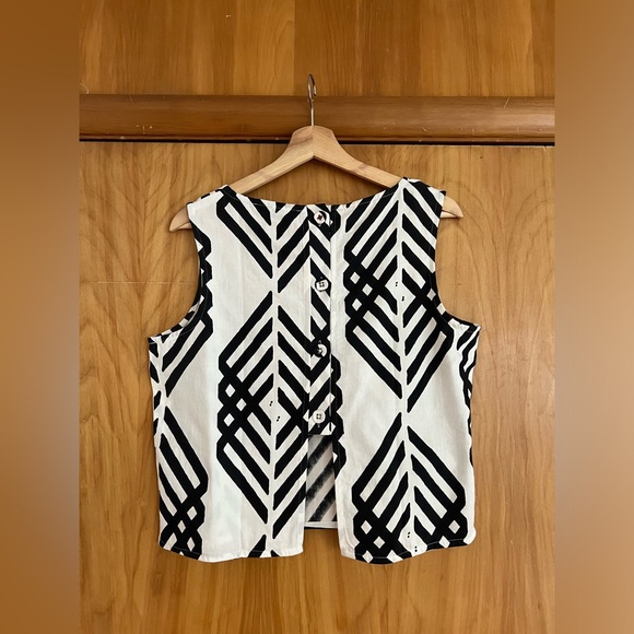 Block Printed Button Back Top by MATTER Prints - NWOT Women’s Medium Black/White - Picture 3 of 15